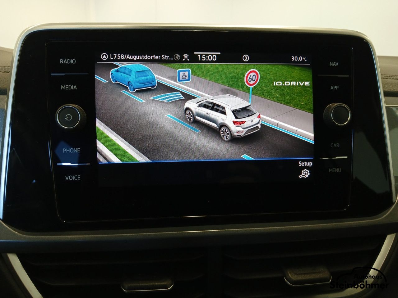 Volkswagen T-Roc Style 1.5TSI DSG Plus - Samsaru's Car Outlet
