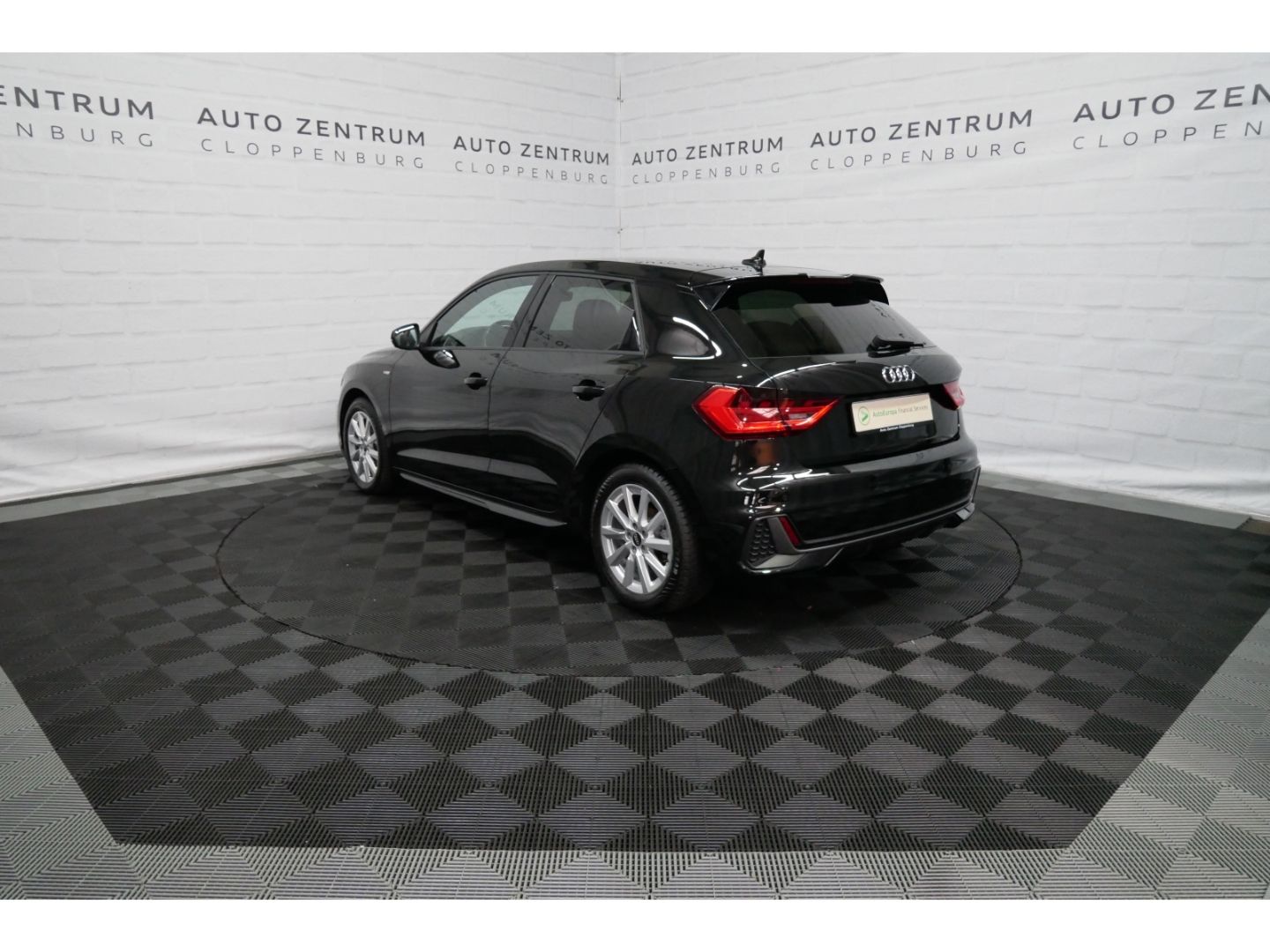 Audi A1 SB 30 TFSI S line LED+MMI+Leder+Virtual+PDC