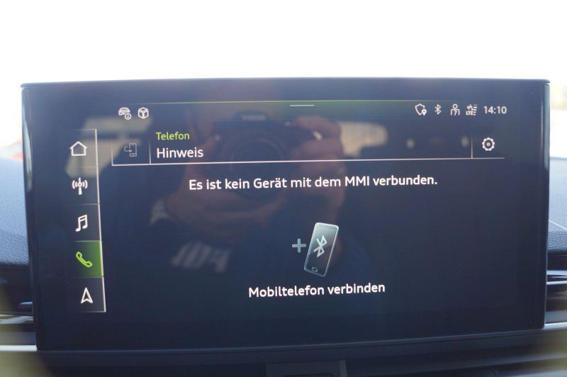 Audi A4 Avant S-Line 40TFSI - Samsaru's Car Outlet