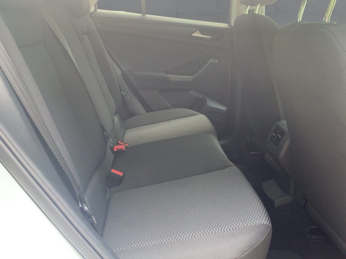 Volkswagen T-Roc 1.0 TSI - Samsaru's Car Outlet
