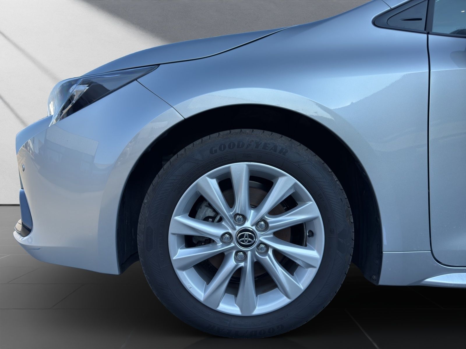 Toyota Corolla Touring Sports Hybrid Active Safety AHK