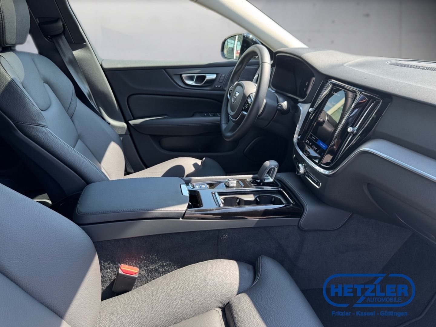 Volvo V60 Plus Dark Recharge Plug-In Hybrid AWD T8 Twi