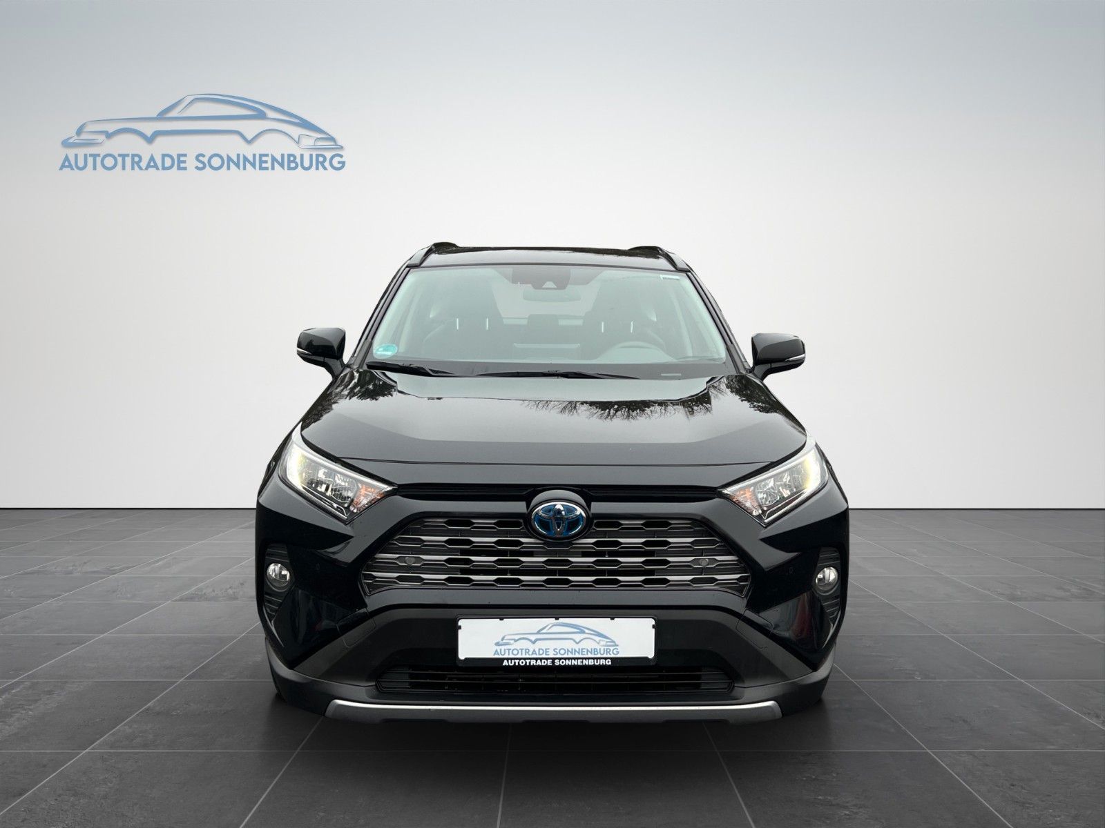 Toyota RAV 4 2.5 Hybrid 4x2 - Samsaru's Car Outlet