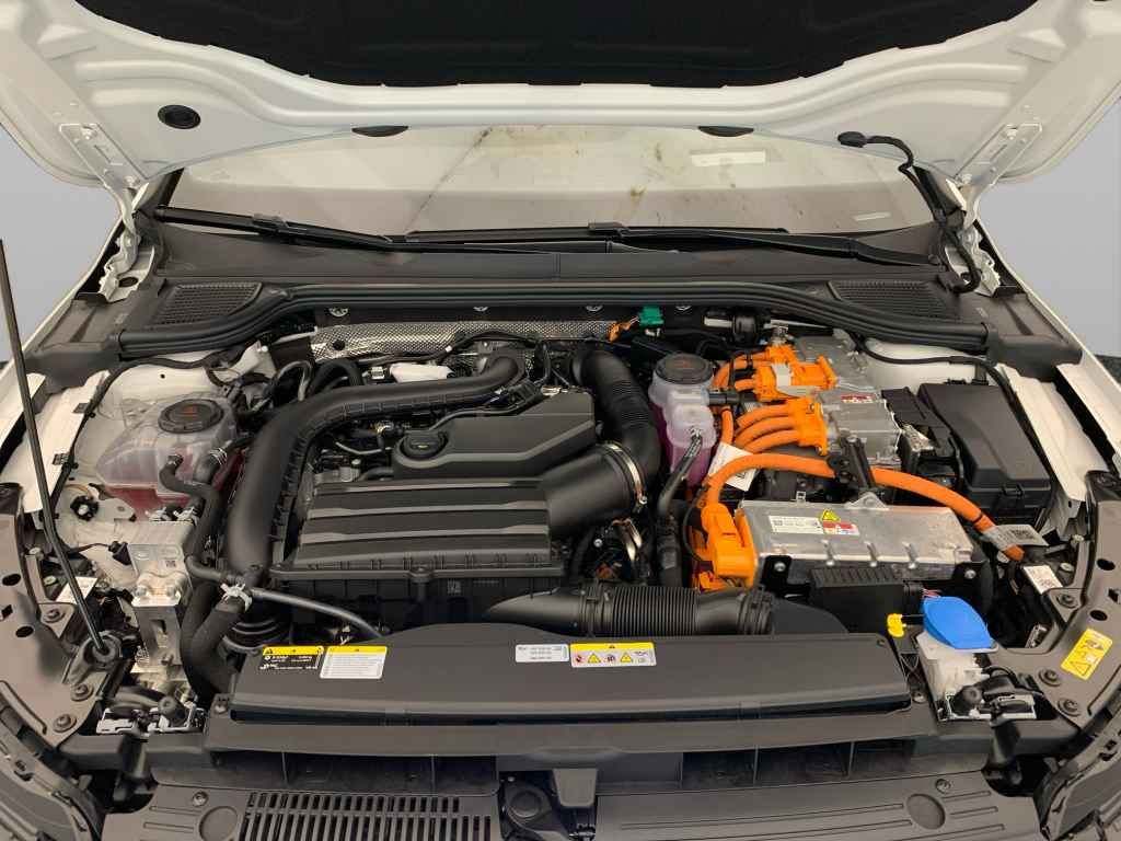 Volkswagen Golf GTE 1.5 TSI e-Hybrid DSG *LED*ACC*NAVI*360*