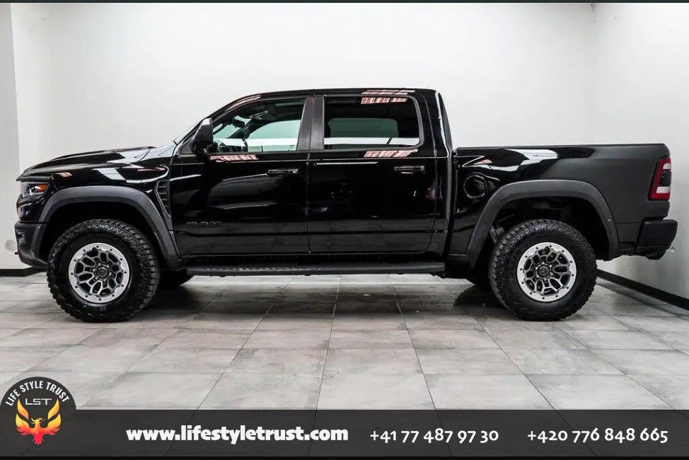 Dodge RAM 1500 TRX 6.2LV8 LEVEL 2 - HUD - € 73.500 T1