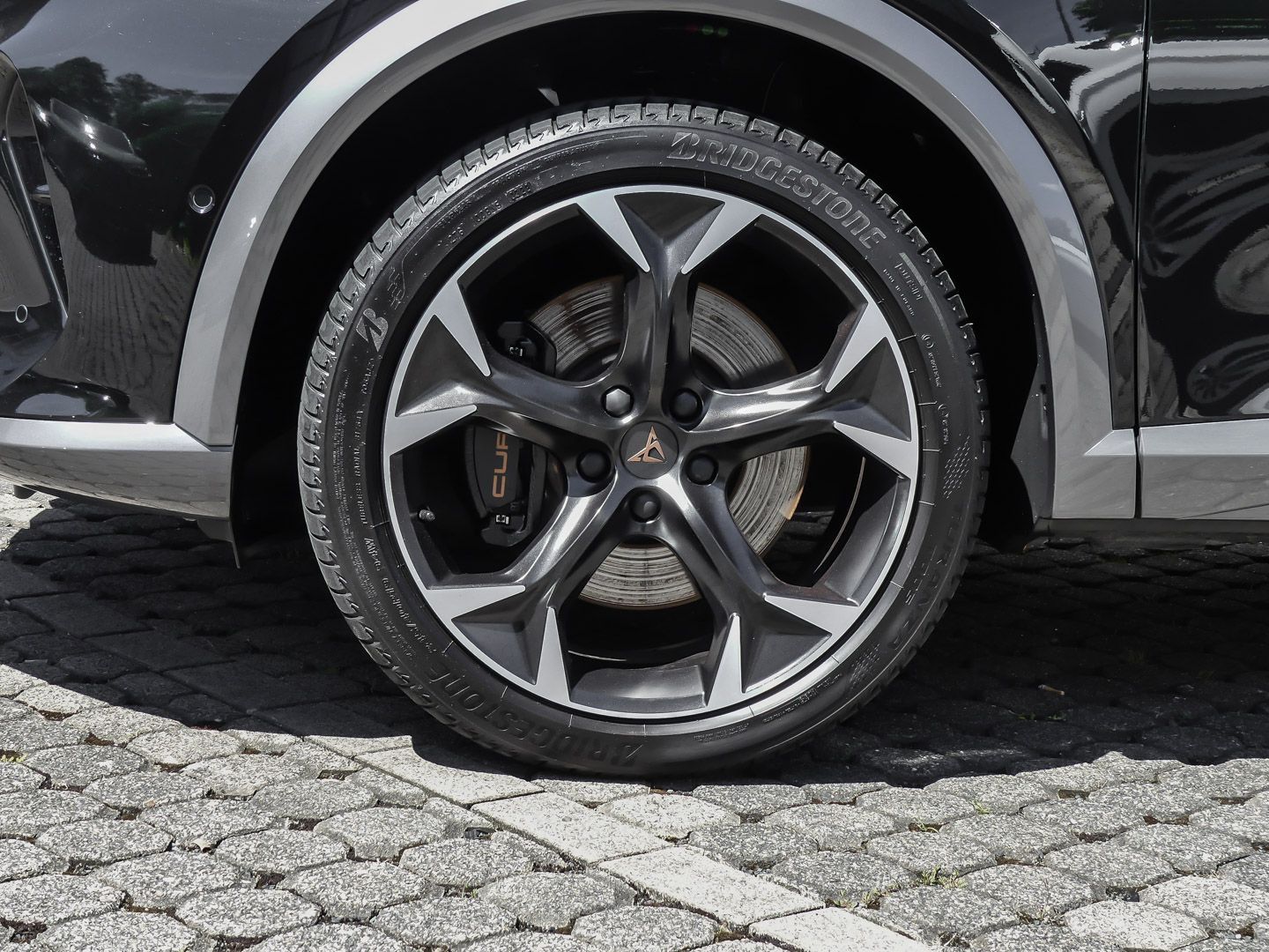 Cupra Formentor VZ 2.0 TSI 4Drive DSG PANO+RFK+LED+SHZ