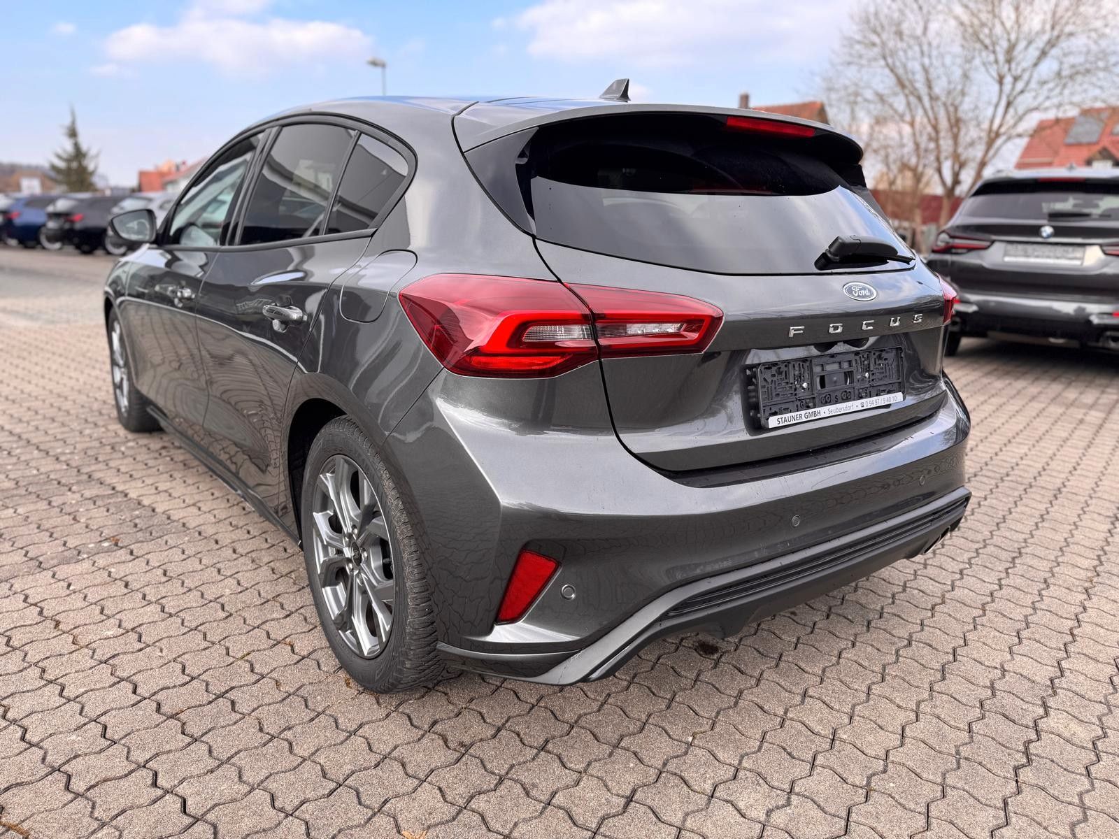 Ford Focus Limousine ST-Line 1.5 ABSTANDSTEMP KAMERA