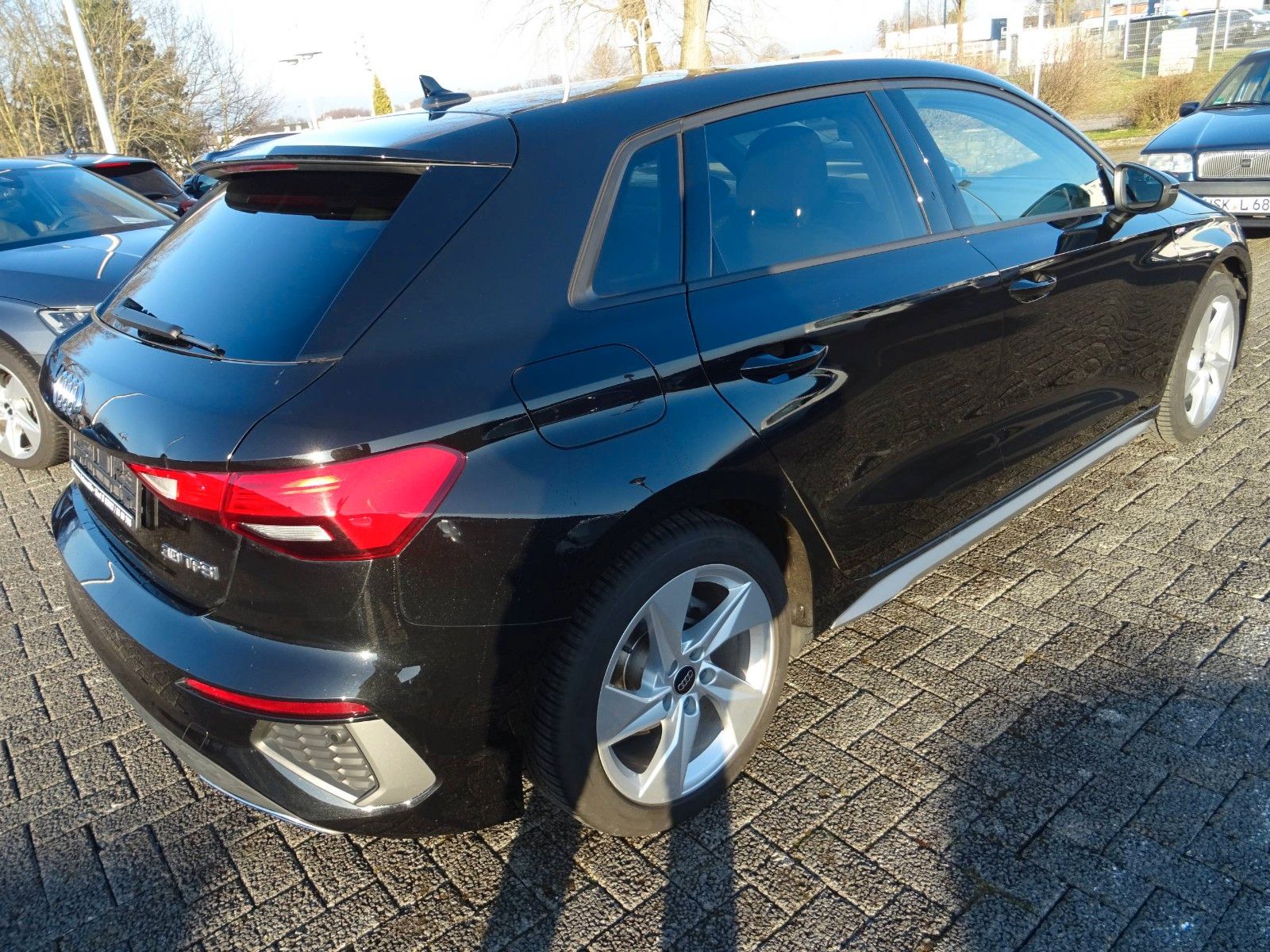 Audi A3 Sportback30TFSI S line NaviLEDSHZ Virtuell