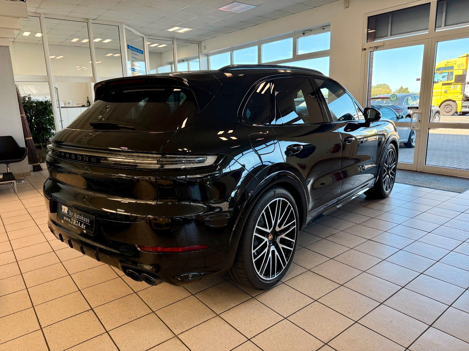 Porsche Cayenne E-Hybrid SportDesign/ACC/AHK/HeadUp/22"
