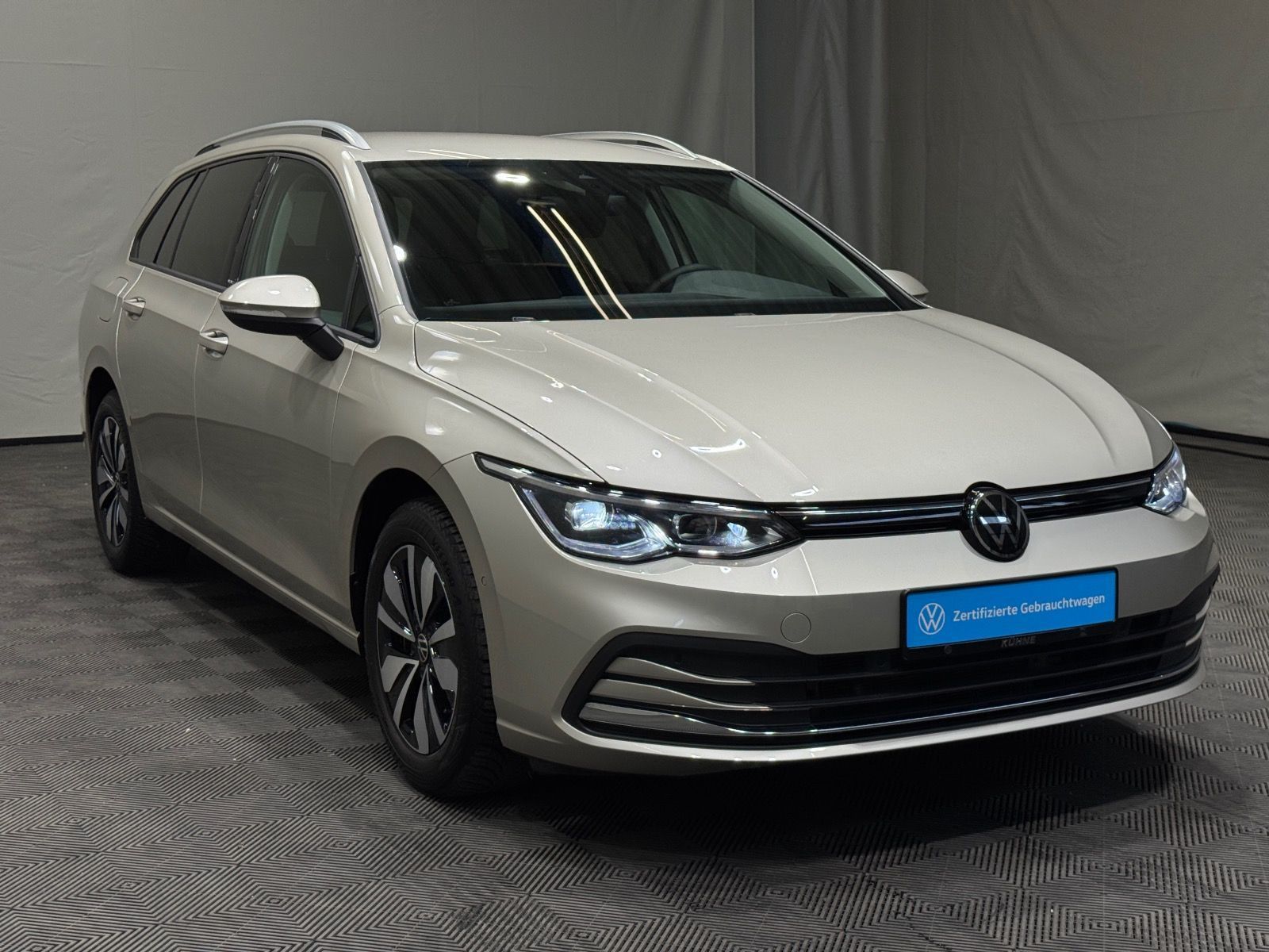 Volkswagen Golf Variant MOVE 1.5 TSI - Samsaru's Car Outlet