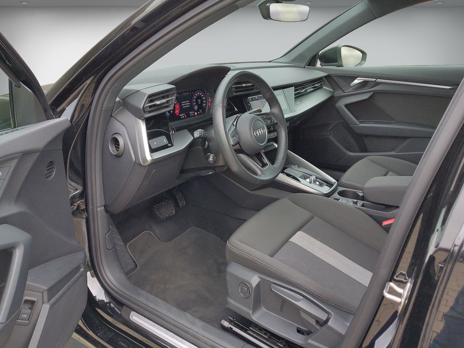 Audi A3 Sportback 30 TFSI S tronic Navi ACC Sitzh Amb