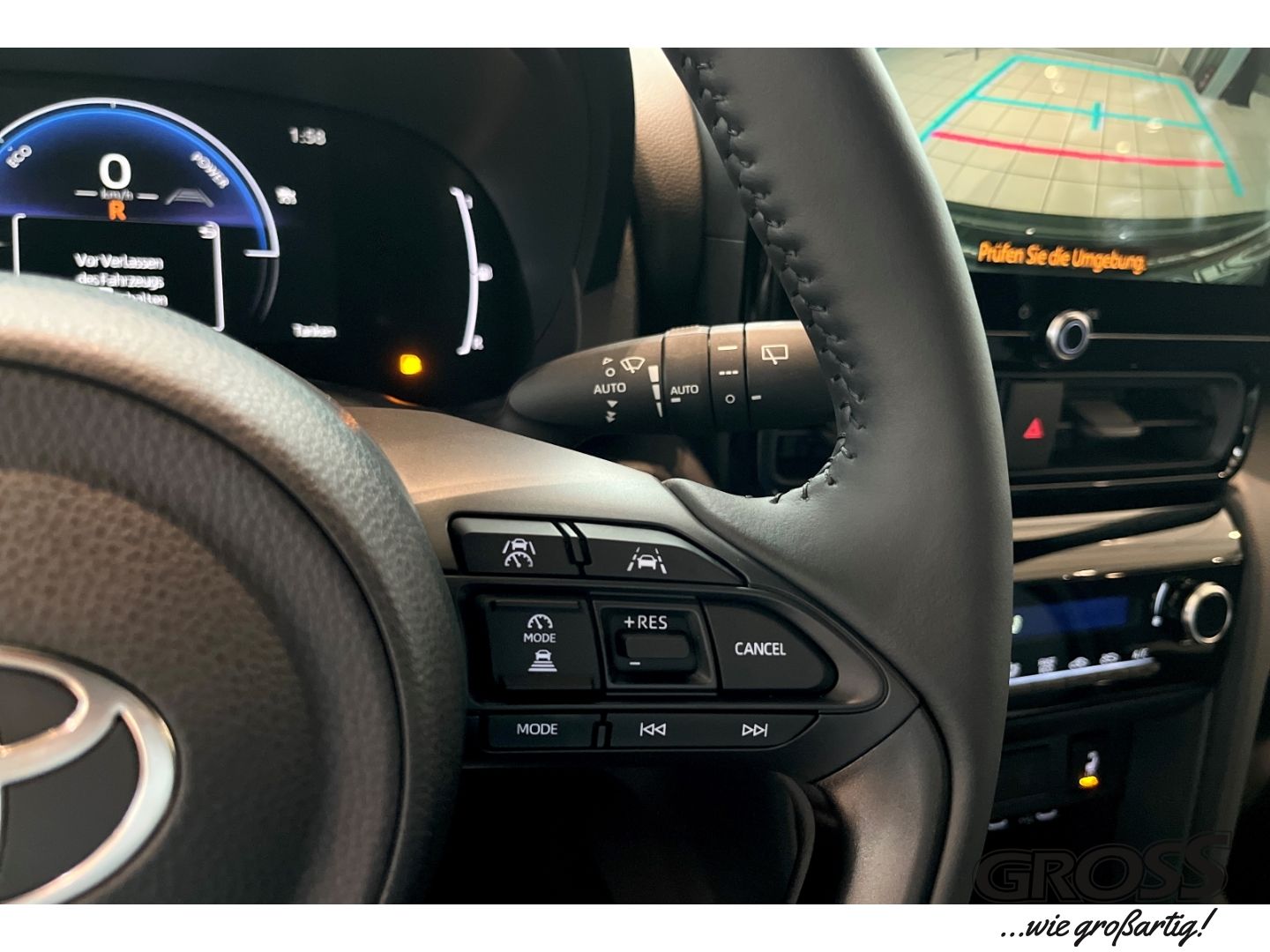 Toyota Yaris Cross Hybrid Active Drive / Safety / PDC /
