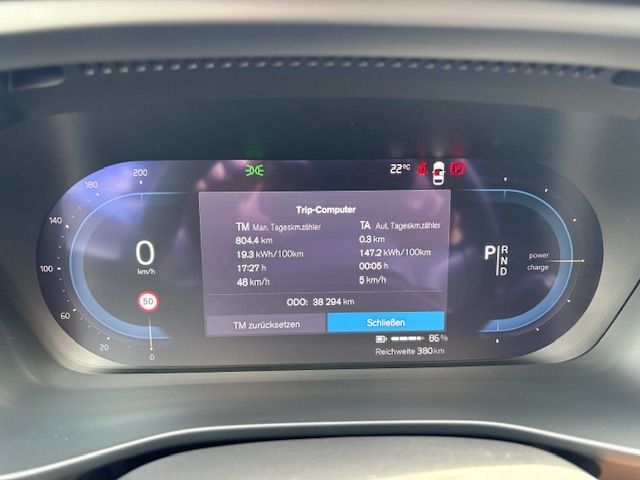 Volvo XC40 Plus Recharge Pure Electric AWD Twin StandH