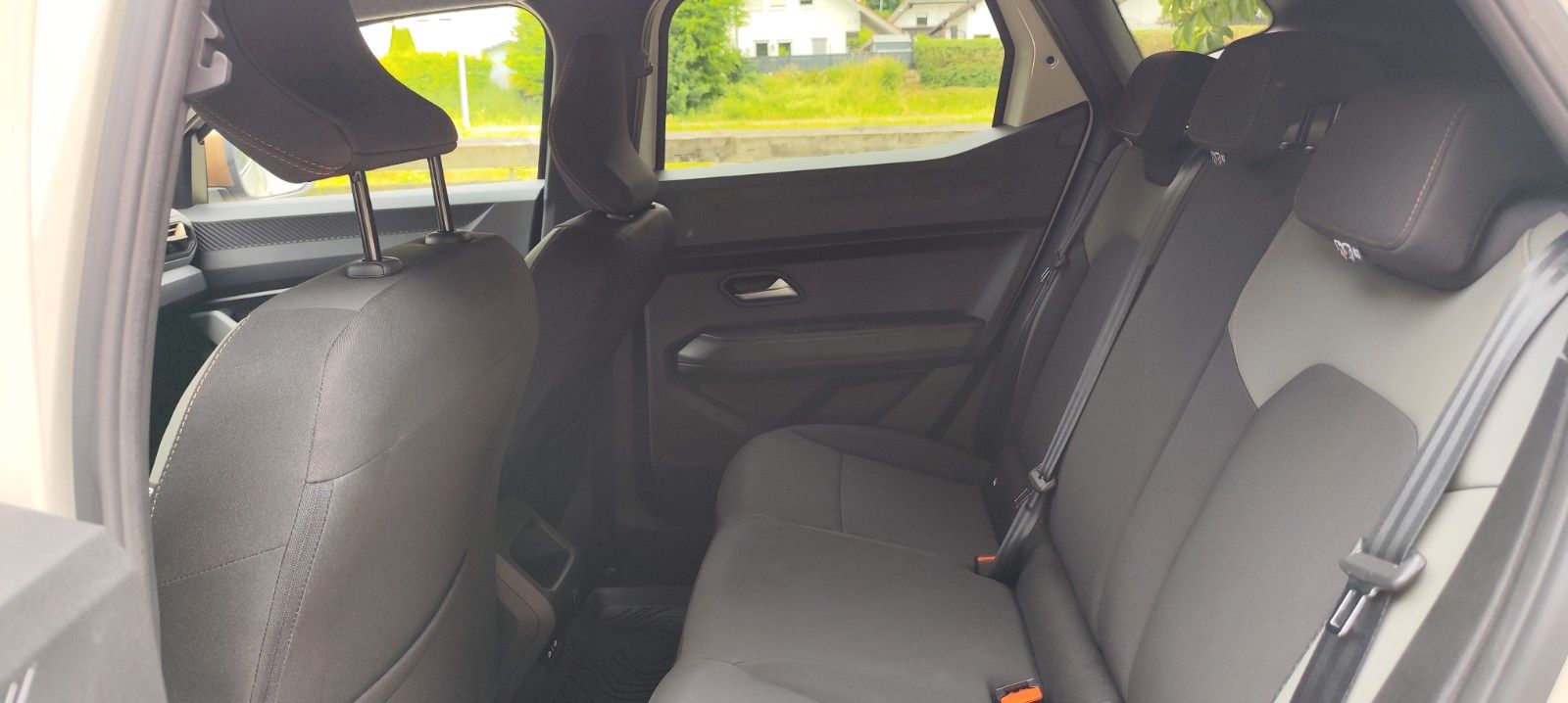 Dacia Duster TCe 130 4x4 Extreme - Samsaru's Car Outlet