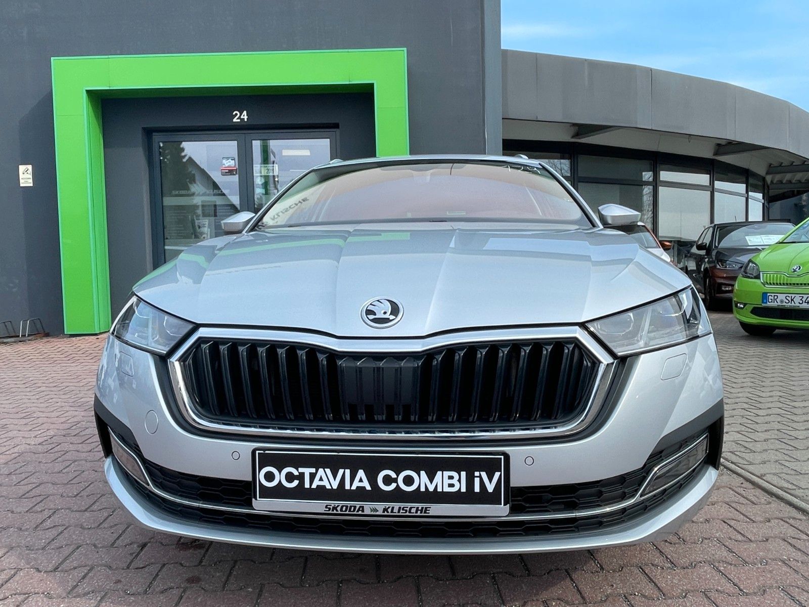 Skoda OCTAVIA Combi First Edition TSI iV - Samsaru's Car Outlet