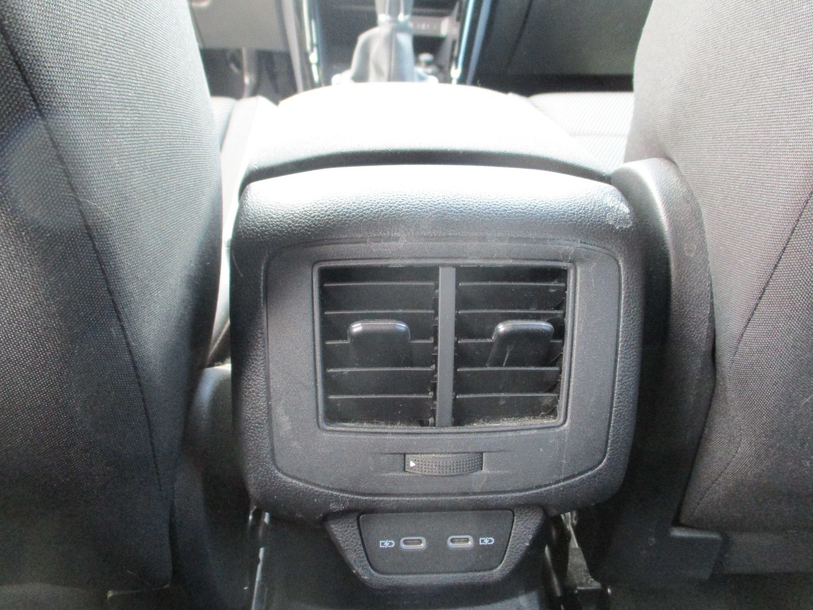 Volkswagen T-Roc Sport - Samsaru's Car Outlet