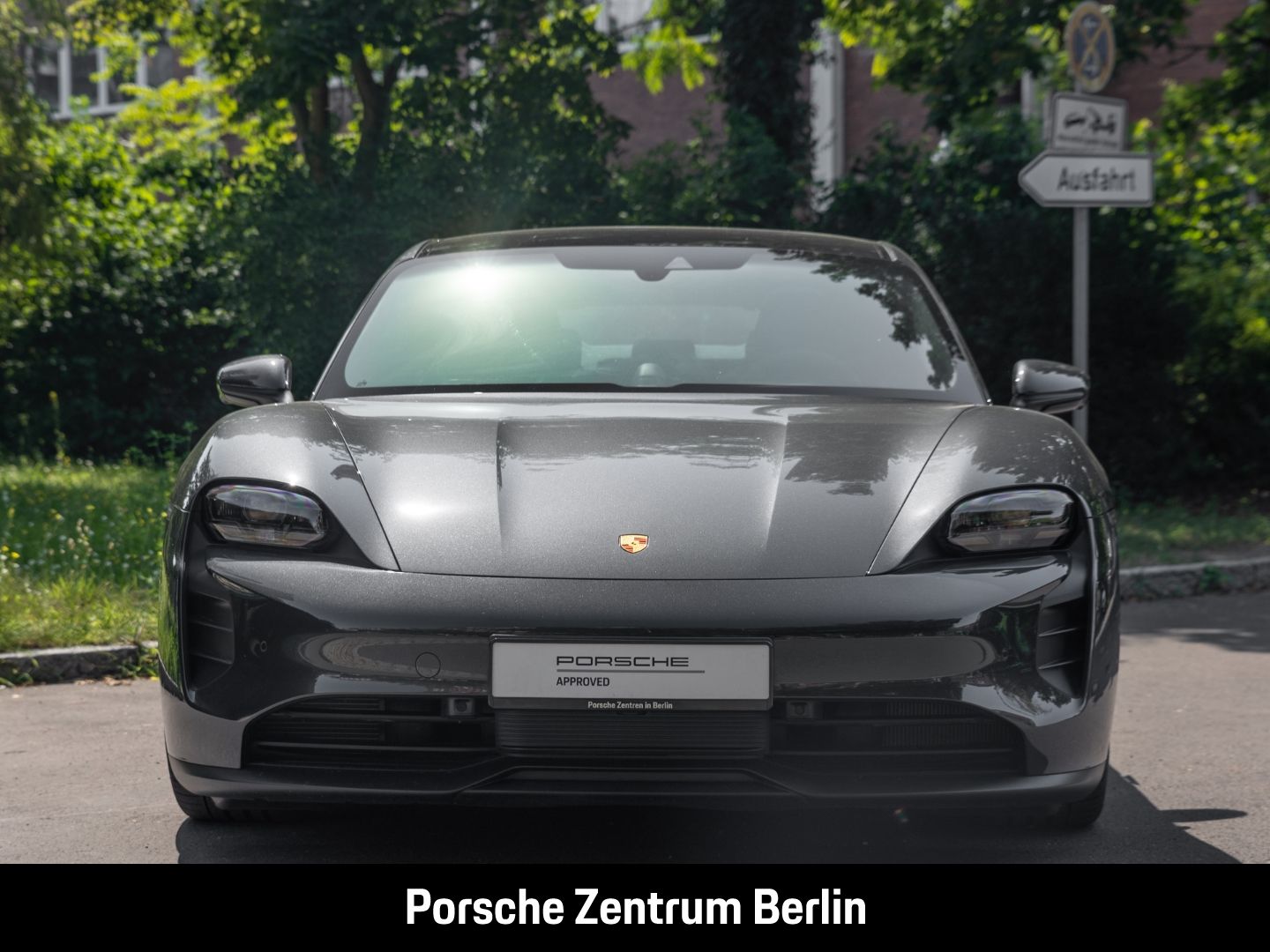 Porsche Taycan GTS HA-Lenkung BOSE 21-Zoll Panoramadach