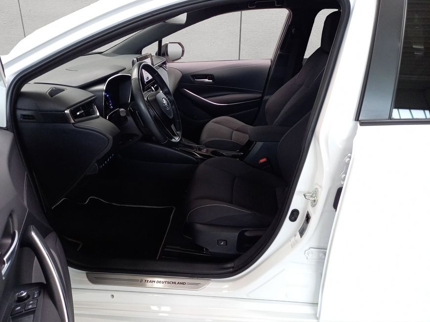 Toyota Corolla 2.0 Hybrid Touring Sports Team Deutschla