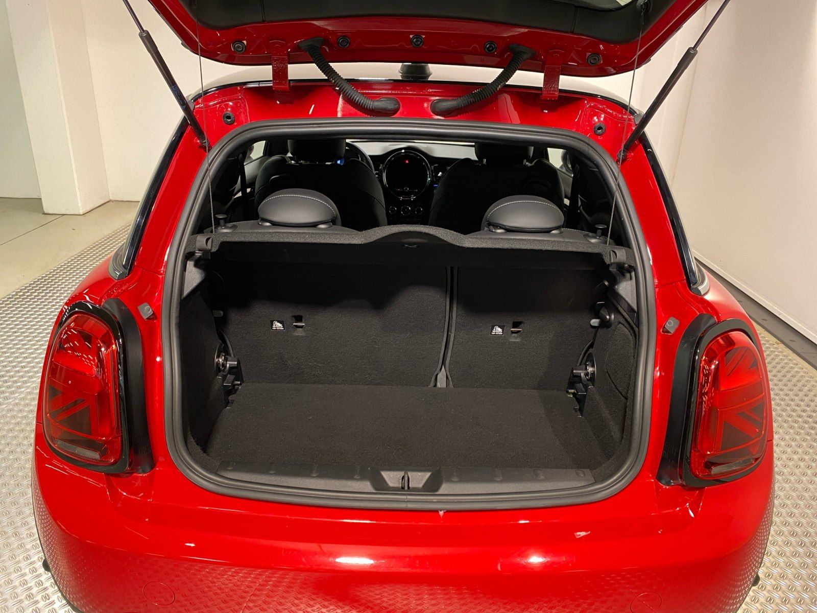 MINI Cooper SE - Samsaru's Car Outlet