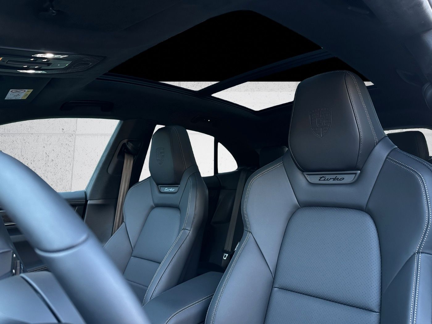 Porsche Macan Turbo - Samsaru's Car Outlet