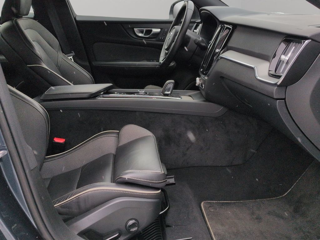 Volvo S60 B4 B R-Design+ACC+Harman+360°+BLIS
