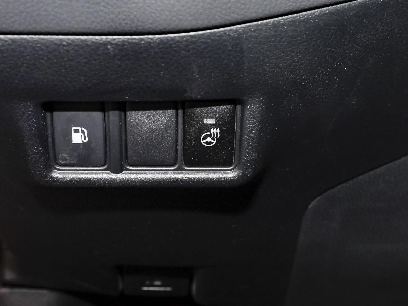 Toyota C-HR 1.8 Hybrid Lounge - Samsaru's Car Outlet