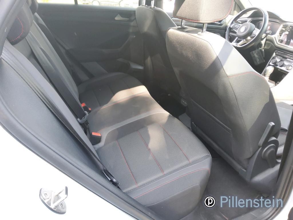 Volkswagen T-Roc TSI DSG R-LINE - Samsaru's Car Outlet