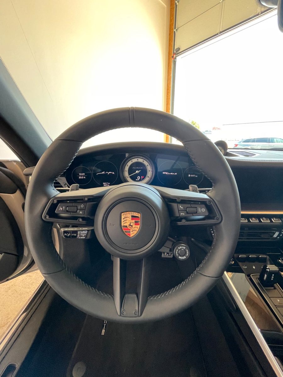 Porsche 992.2 911 Turbo S Cabriolet - Samsaru's Car Outlet