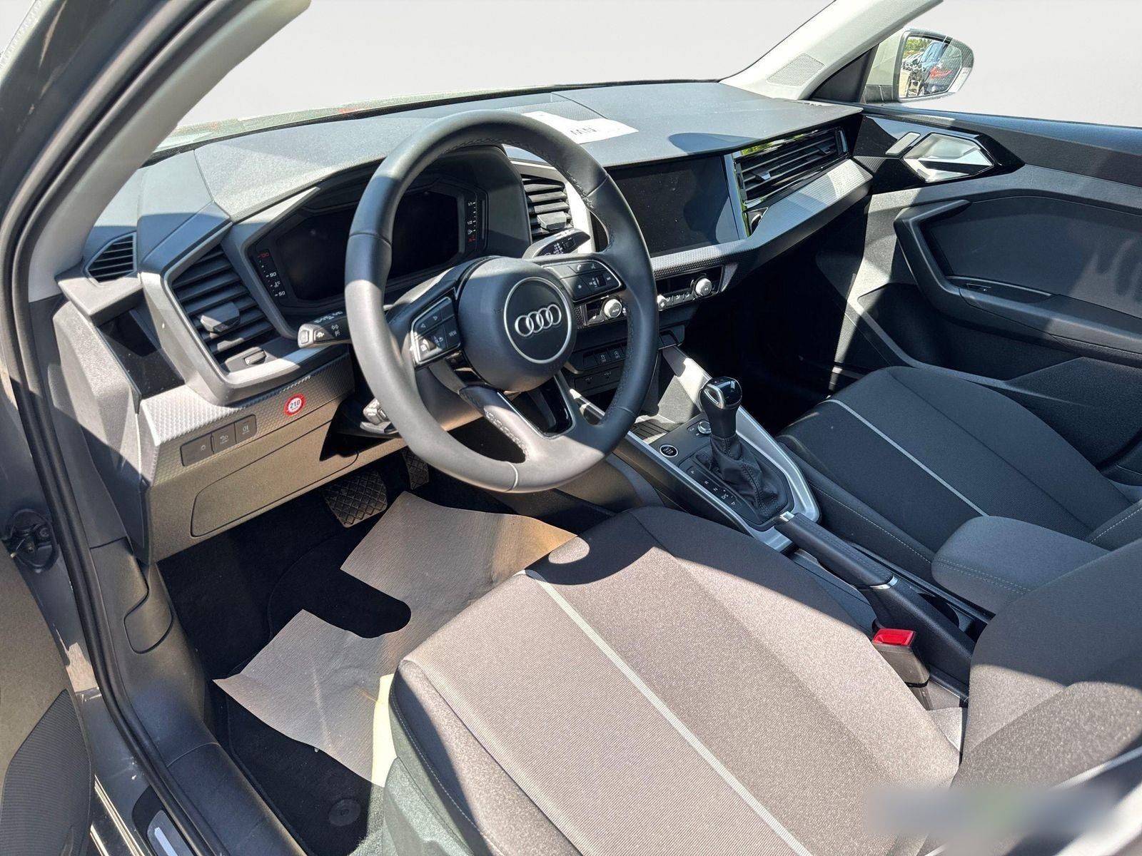 Audi A1 allstreet 30 TFSI S tronic - Samsaru's Car Outlet