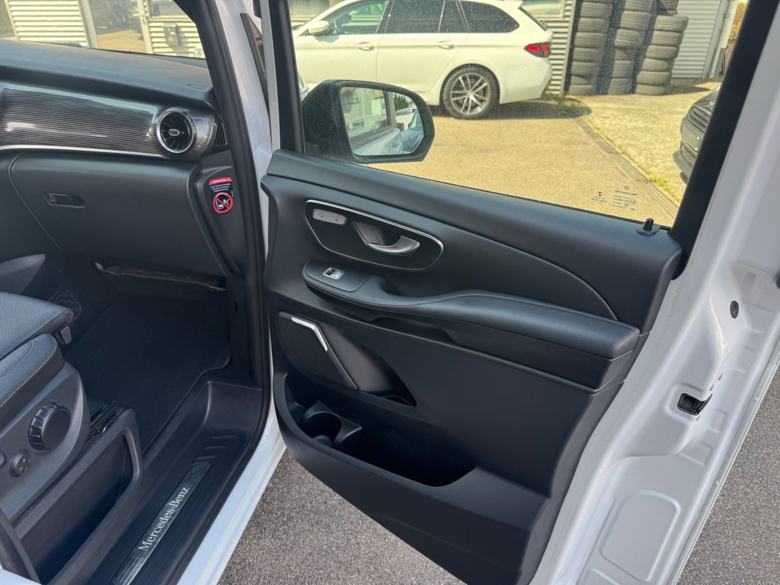 Mercedes-Benz V 300 d 4Ma Edition - Samsaru's Car Outlet
