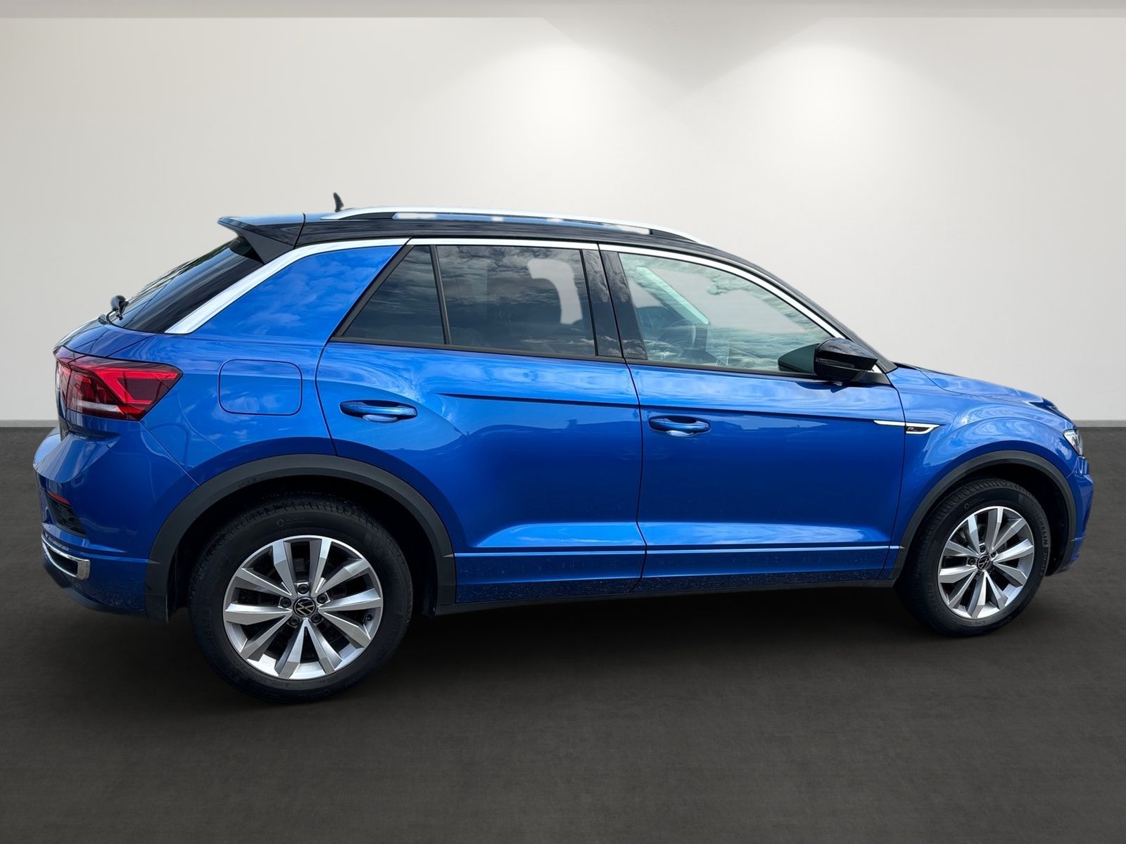 Volkswagen T-Roc 1.5 TSI Style - Samsaru's Car Outlet