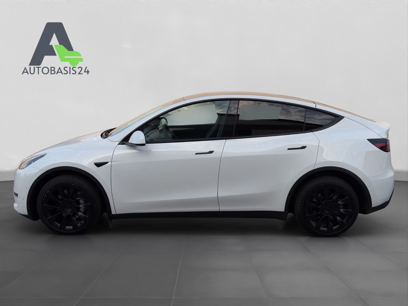 Tesla Model Y Long Range Dual AWD *Shanghai*1.Hand*