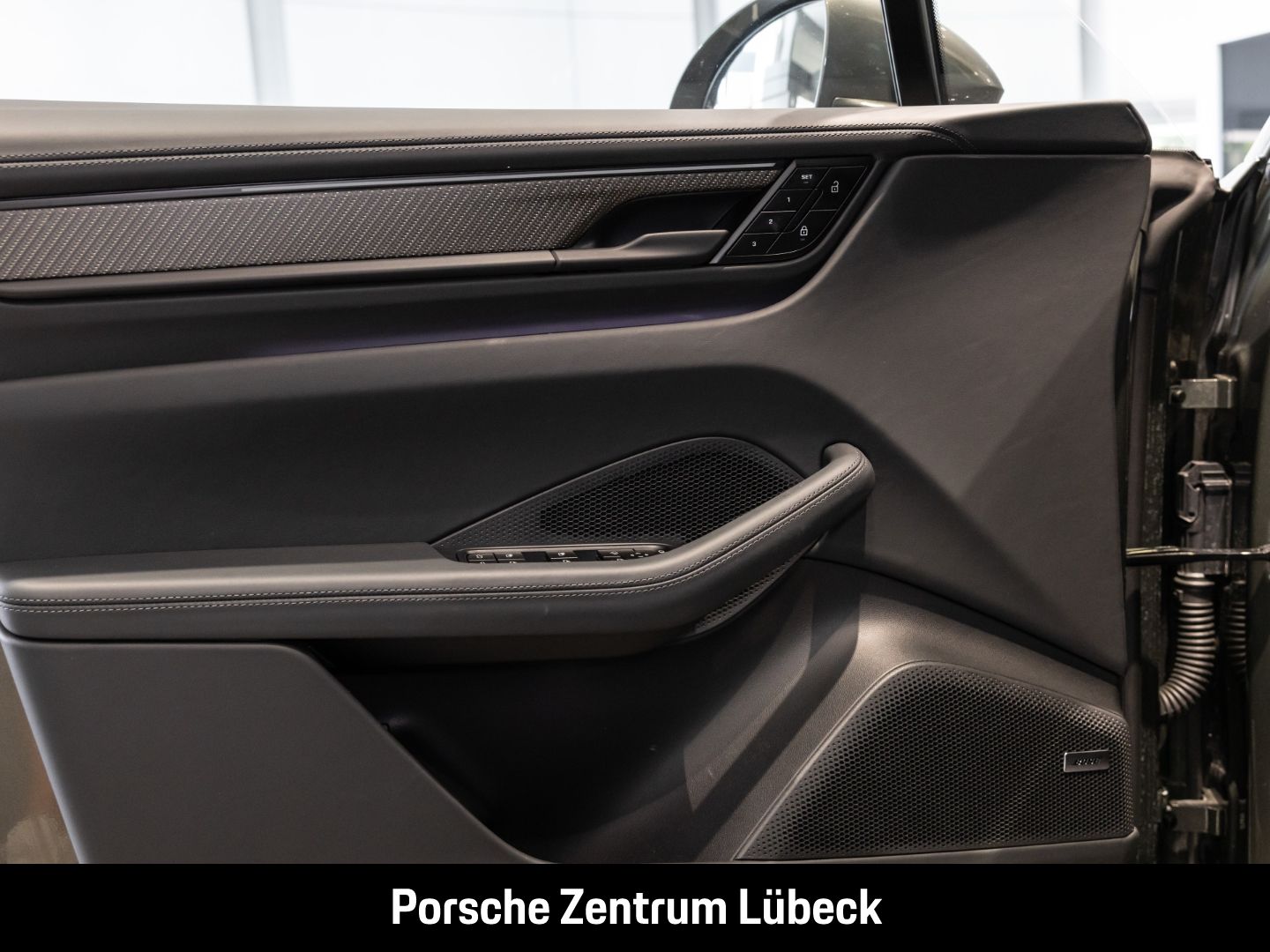 Porsche Macan Turbo BOSE Panoramadach Surround-View LED