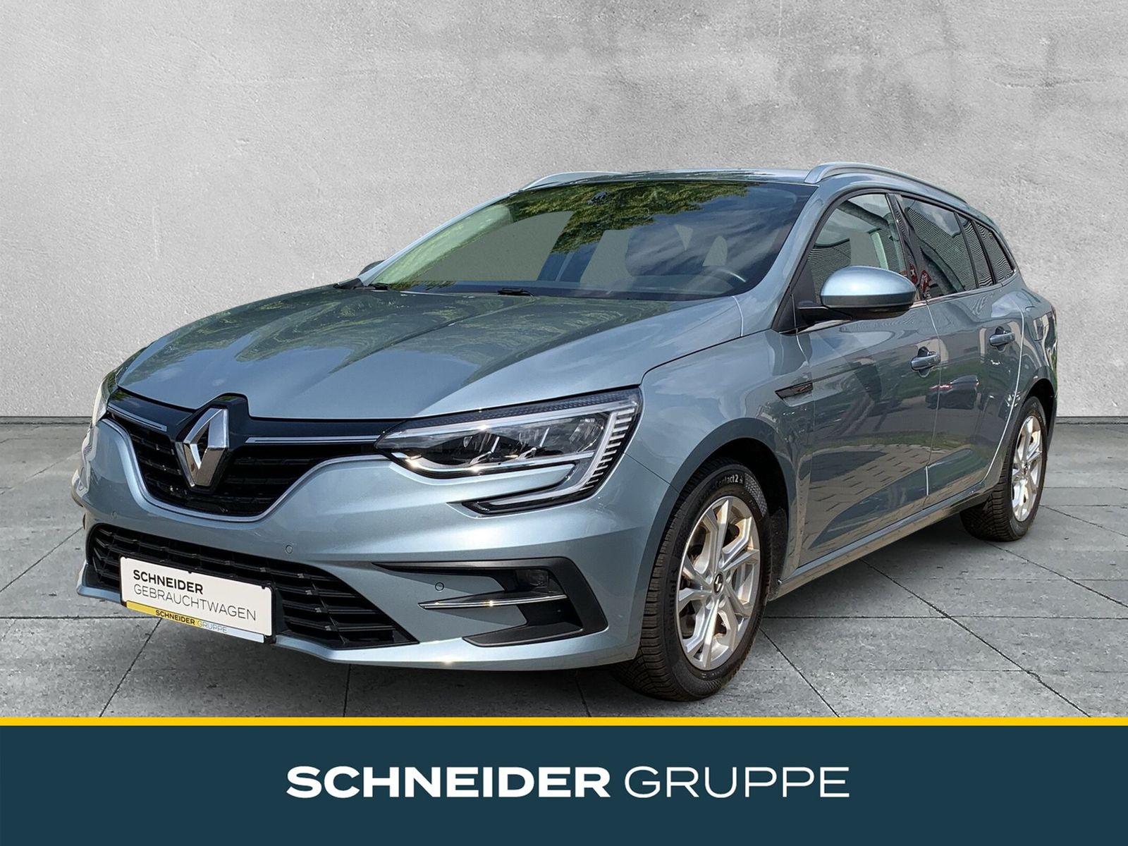 Renault Megane Grandtour ZEN E-TECH Plug-in - Samsaru's Car Outlet