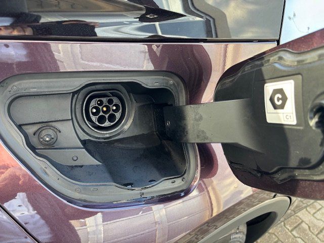 Toyota C-HR 2,0 Plug-In Hybrid Team Deutschland 1. Hand