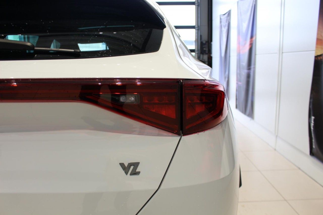 Cupra Formentor VZ 2.0TSI DSG 4Drive LED/NAVI/PDC/AHK