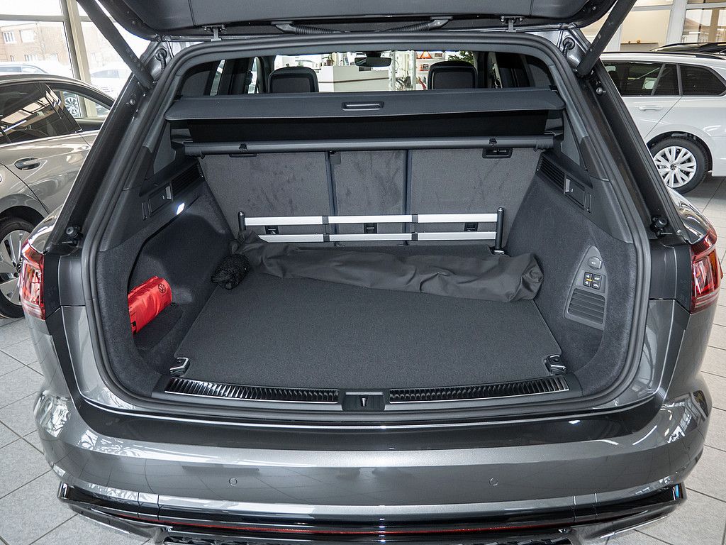 Volkswagen Touareg 3.0 V6 TDI R-Line 4MOTION 360° STANDHZ