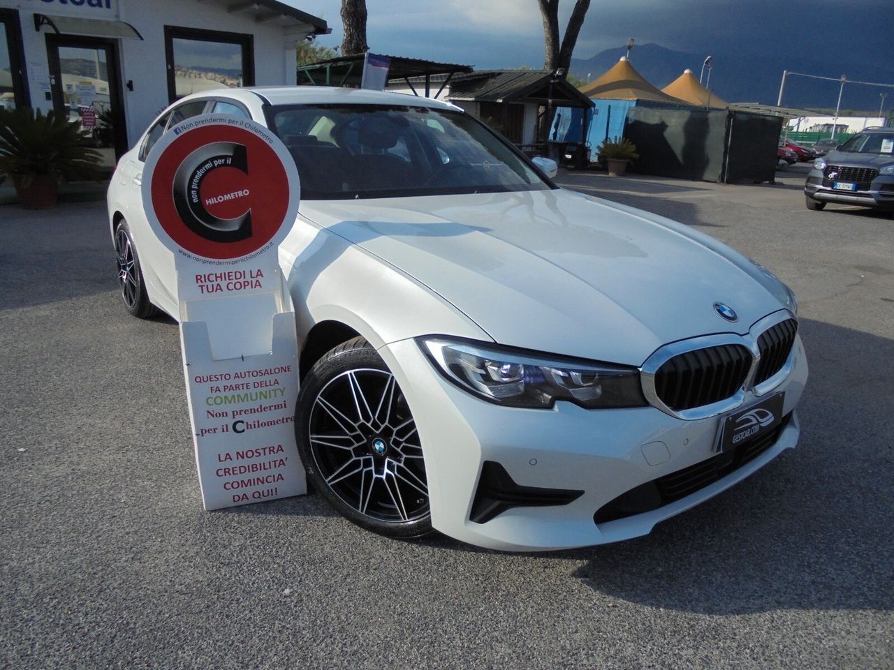 BMW 320 320d 48V Business Advantage - Samsaru's Car Outlet
