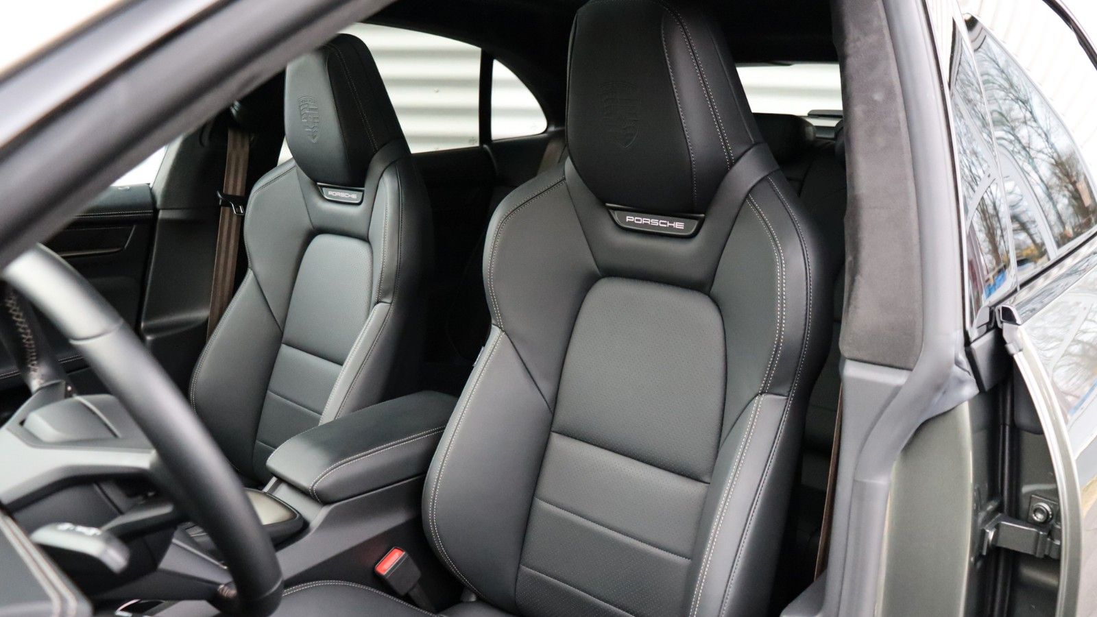 Porsche Macan Electric Turbo, Innodr. Pano,HUD,AHK, BOSE