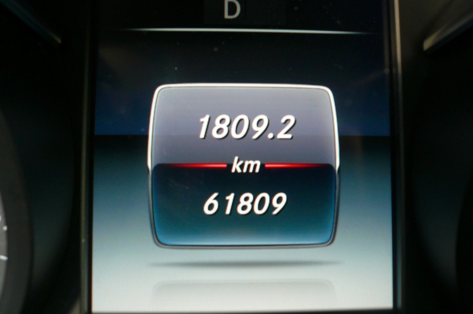 Mercedes-Benz V 220 d RISE - Samsaru's Car Outlet