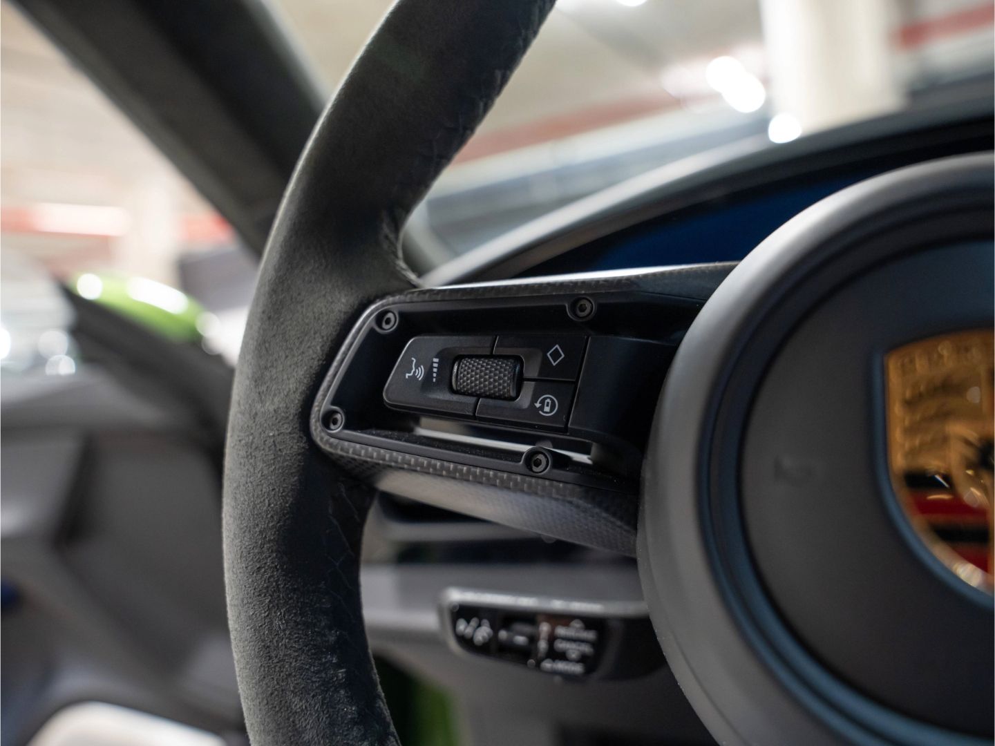 Porsche Taycan Turbo S Sport Turismo Burmester InnoDrive