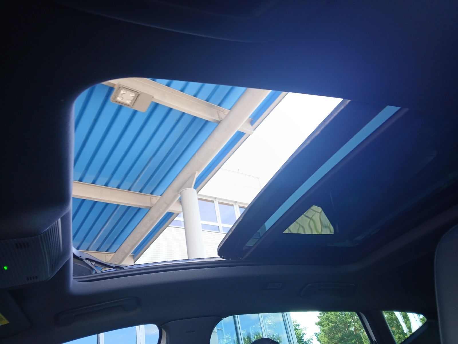 Cupra Formentor VZ DSG 4Drive LED AHK Navi Pano ACC RF