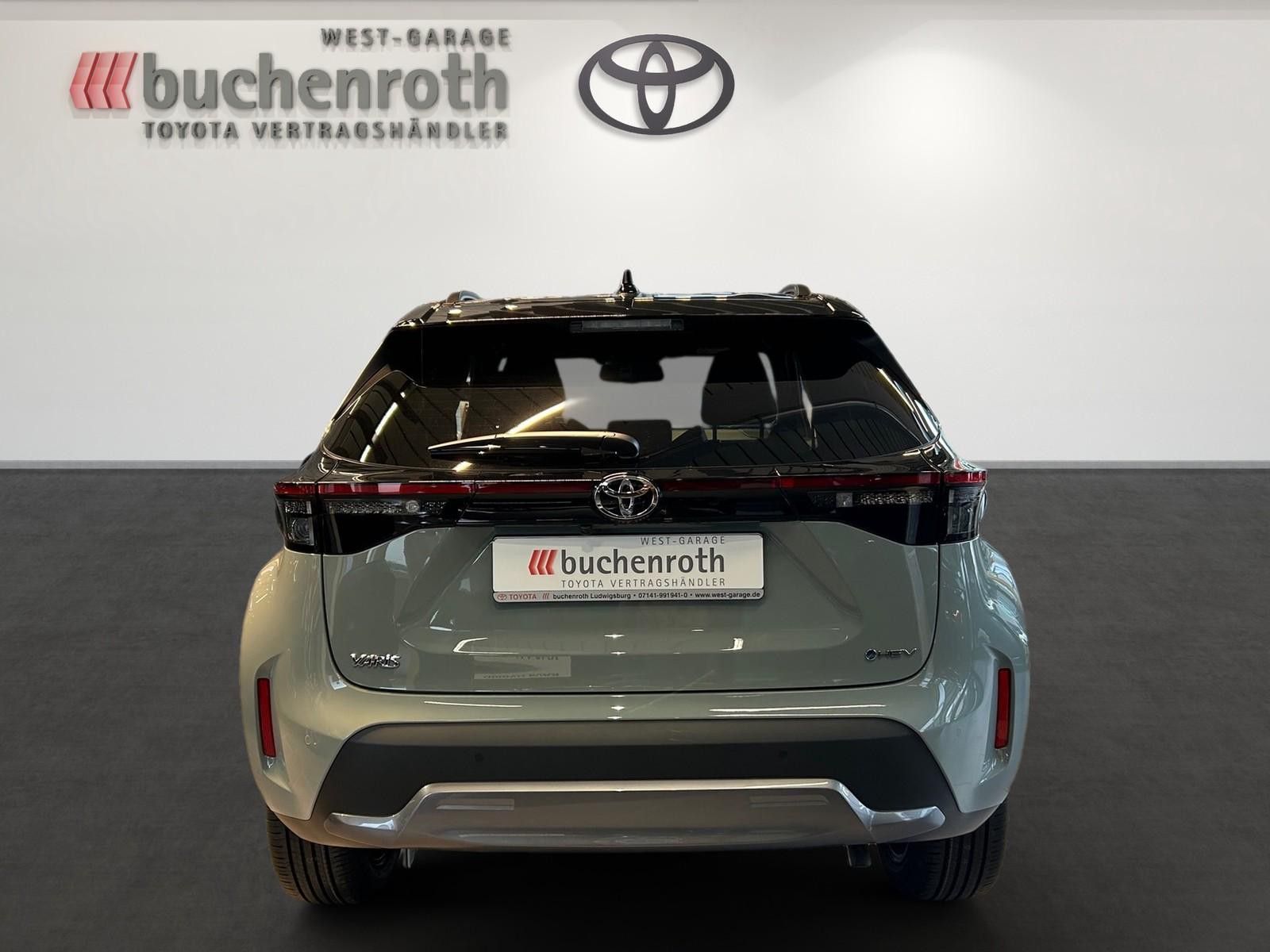 Toyota Yaris Cross Hybrid FWD Style Plus + Head Up + JB
