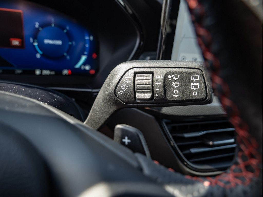 Ford FOCUS TURNIER ST-LINE X 1.5L ACC HUD MATRIX-LED