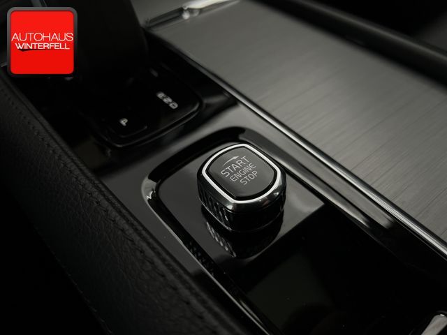 Volvo XC90 B5 AWD 7SITZ+PANO+AHK+360+HUD+H/K+STANDHZG+