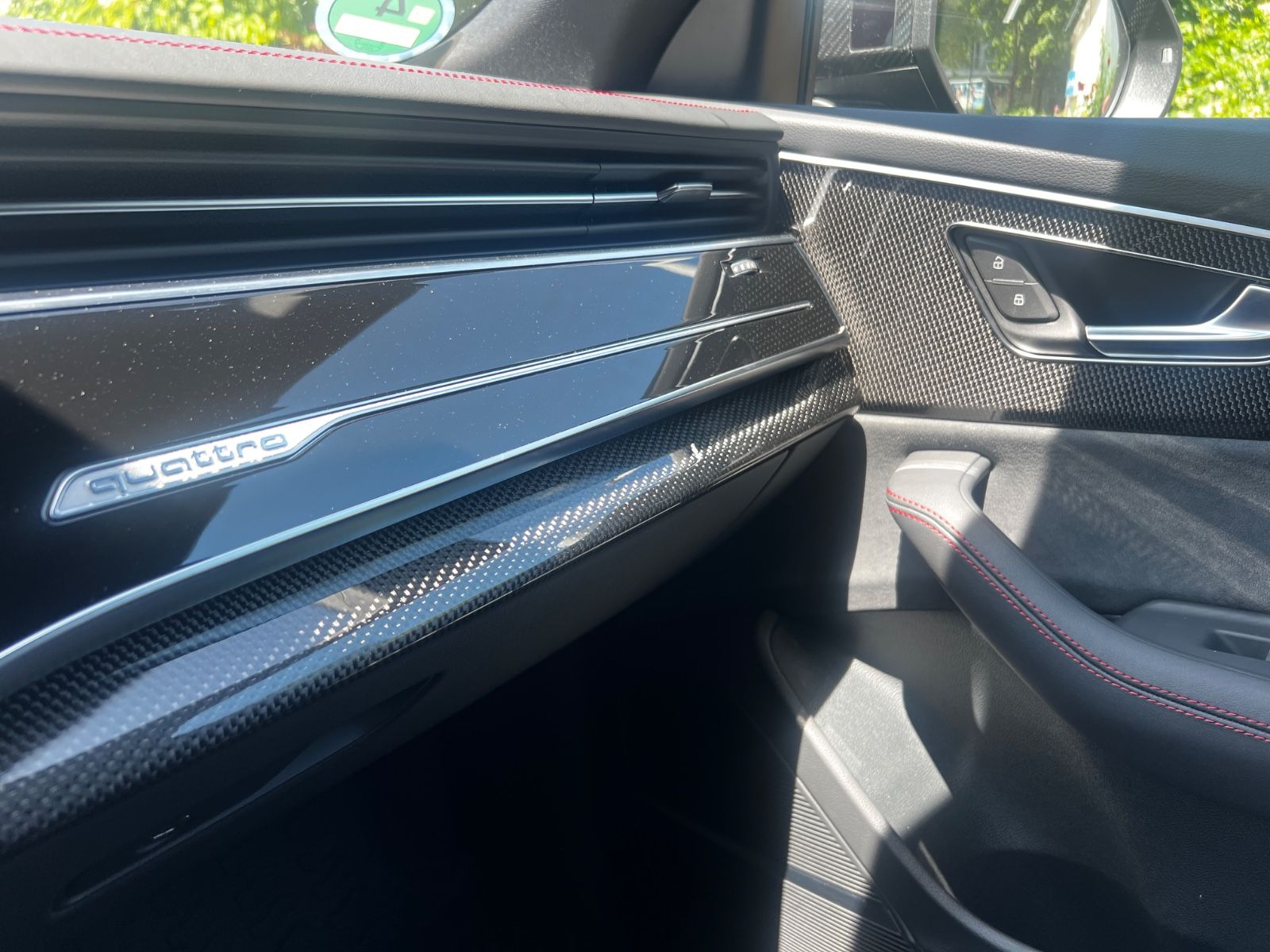 Audi Q8 50 TDI qu S Line Competition+ - Samsaru's Car Outlet