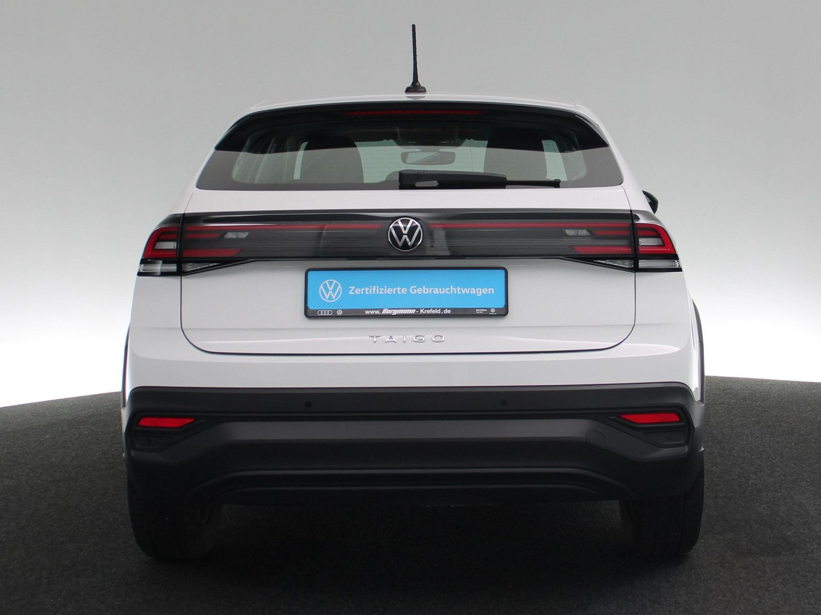 Volkswagen Taigo 1.0 TSI - Samsaru's Car Outlet