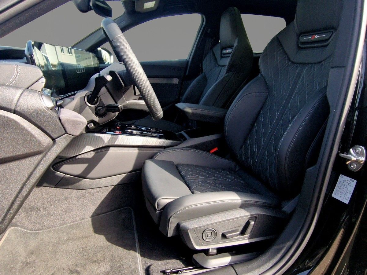 Audi A5 Avant S-Line edition one TFSI e-hybrid qu AHK