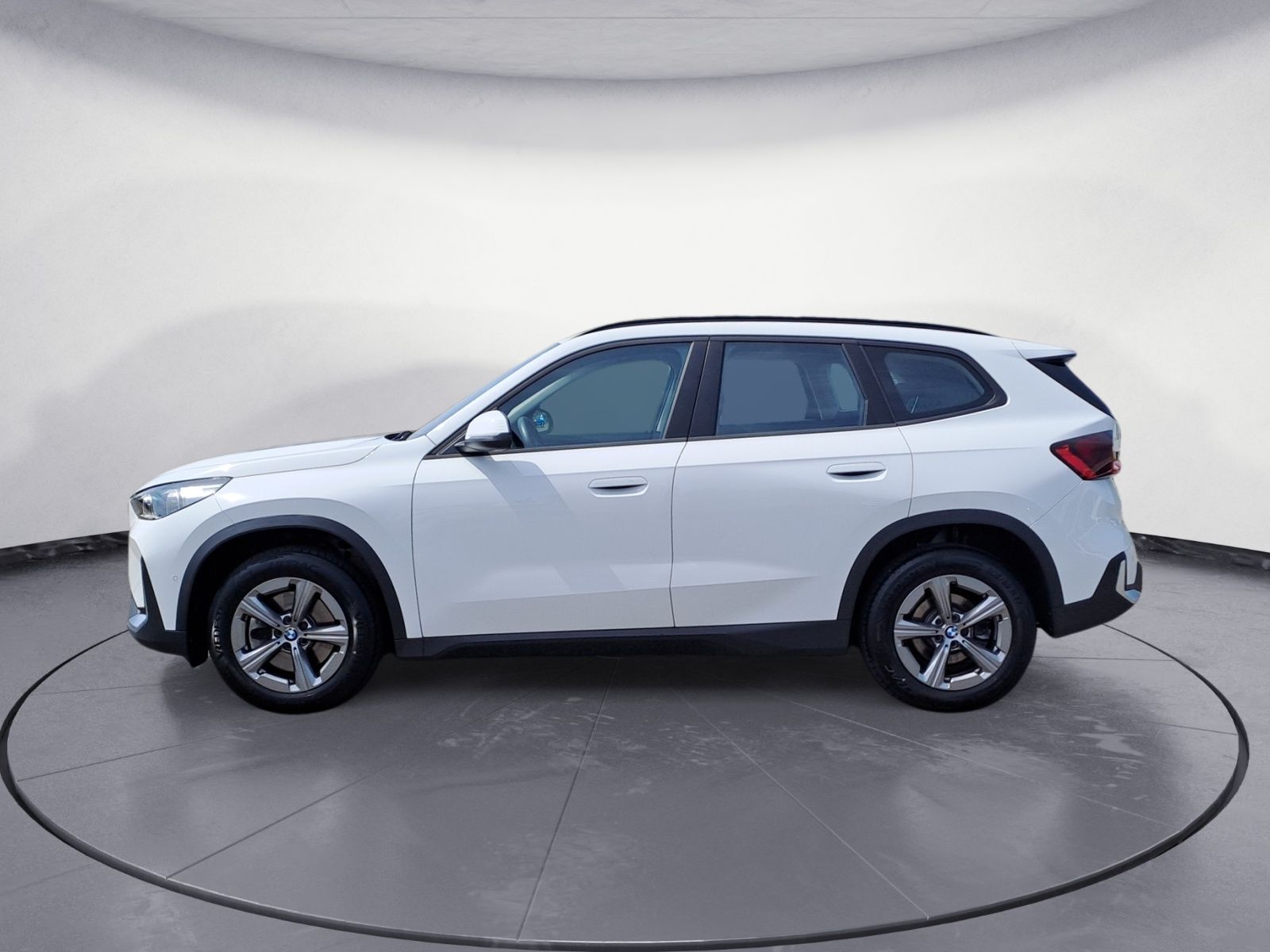BMW X1 xDrive23d Steptronic - Samsaru's Car Outlet