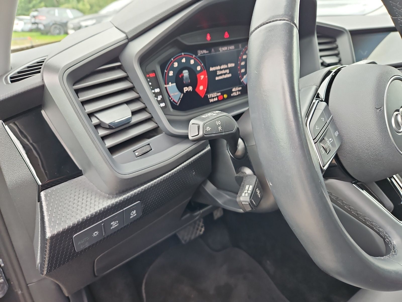 Audi A1 Sportback 25 TFSI S tronic advanced ASI LED 1